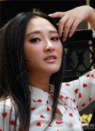 明星户外写真图片,明星户外写真，自然与魅力的完美邂逅