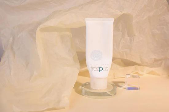 网红洗脸奶,揭秘清洁护肤新潮流