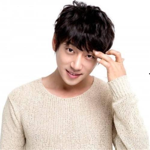 无刘海的男明星,展现独特魅力