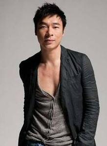 富婆 男明星,一段跨越身份的甜蜜传奇