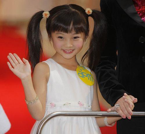 明星林妙可啦啦队,青春活力啦啦队风采展示